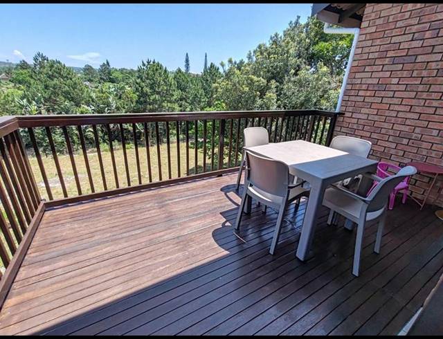 2 BEDROOM APARTMENT FOR SALE IN MARGATE BEACH